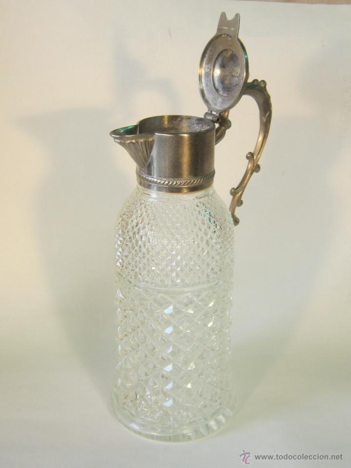 Antig&uuml;edades: BOTELLA DE CRISTAL Y METAL PLATEADO - Foto 2