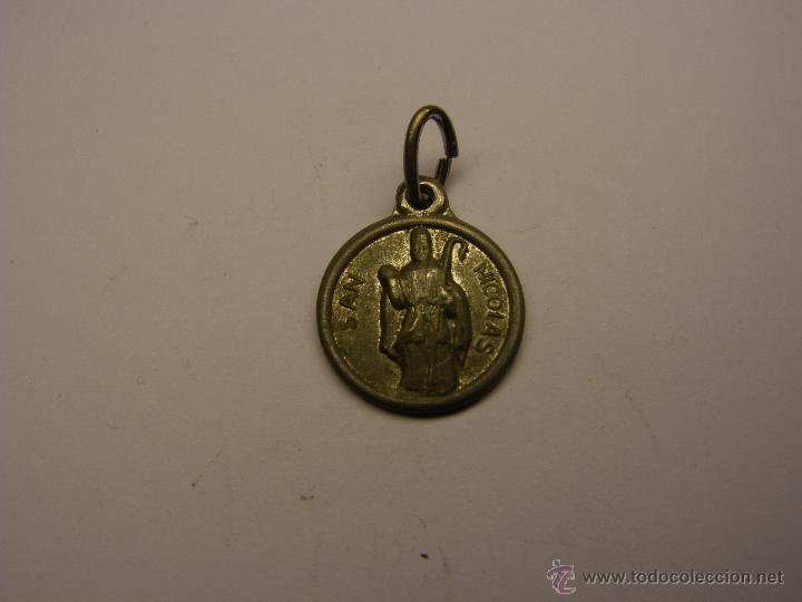 Antig&uuml;edades: Medalla religiosa de San Nicol&aacute;s. - Foto 1