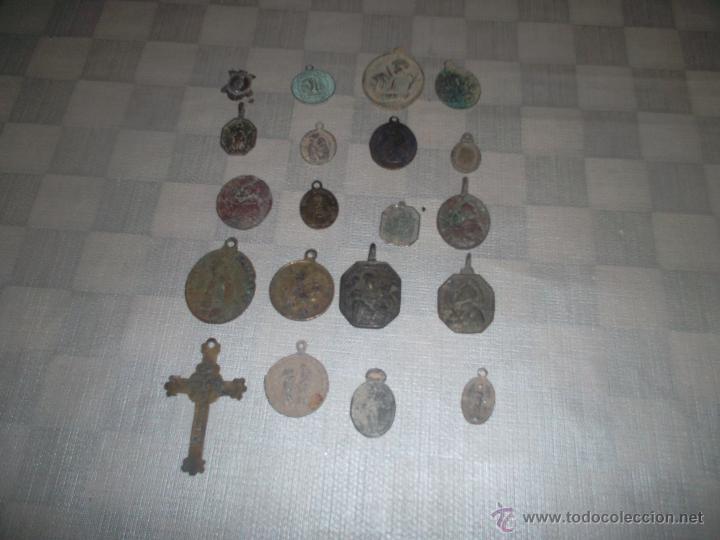 Antig&uuml;edades: lote de medallas antiguas - Foto 1