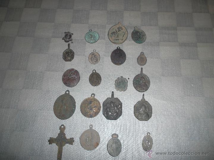 Antig&uuml;edades: lote de medallas antiguas - Foto 2