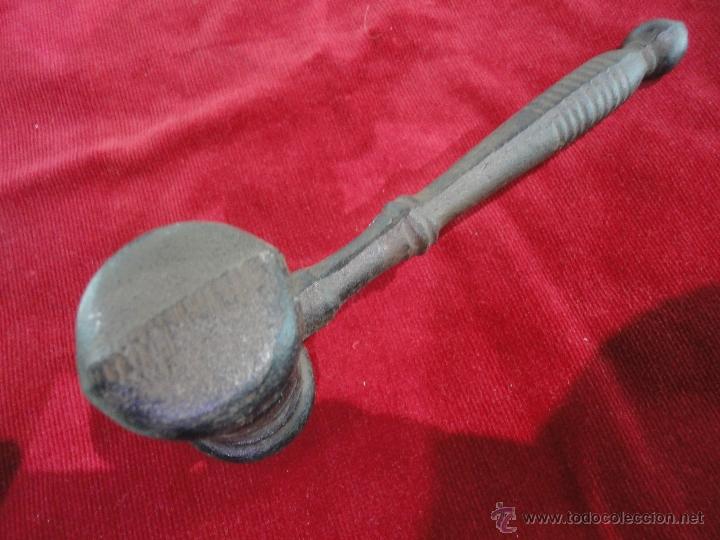 Antig&uuml;edades: MAZO EN HIERRO FUNDIDO - Foto 2