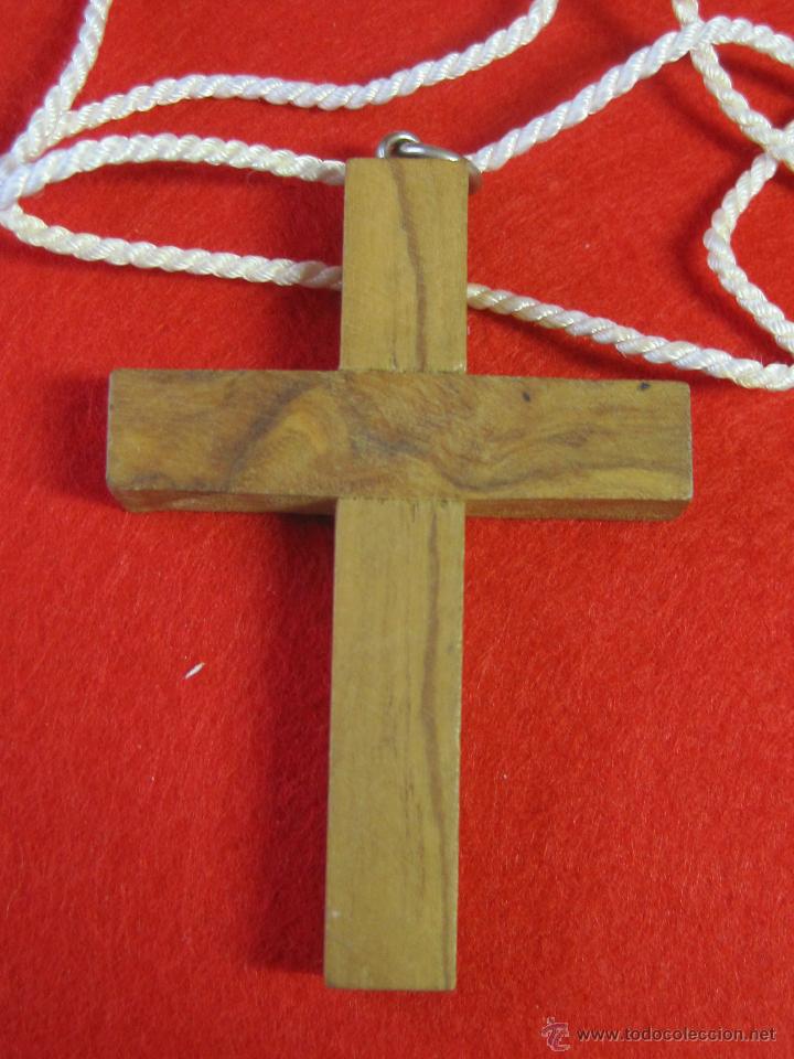 Antig&uuml;edades: Crucifijo de madera - Foto 1