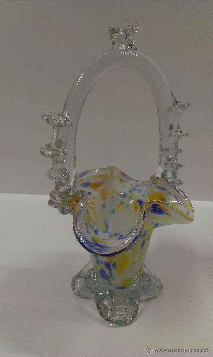 Antig&uuml;edades: BONITO JARRON FORMA DE CESTA .CRISTAL - Foto 1