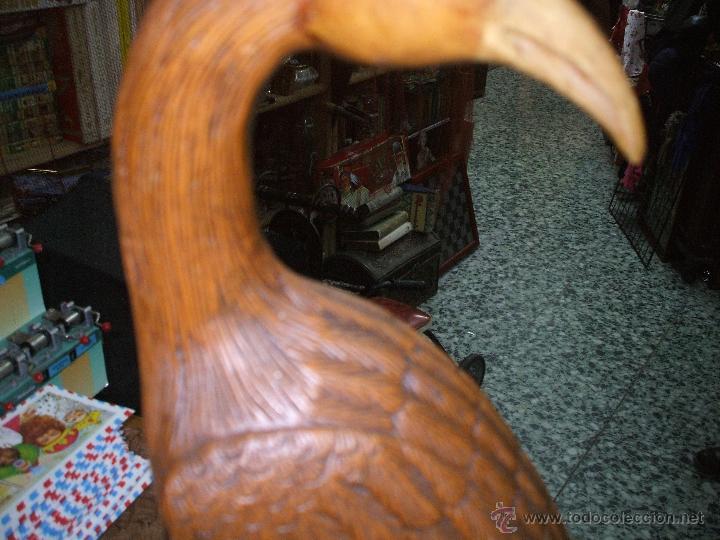 Antig&uuml;edades: Talla de madera del ave casuario( ) - Foto 3