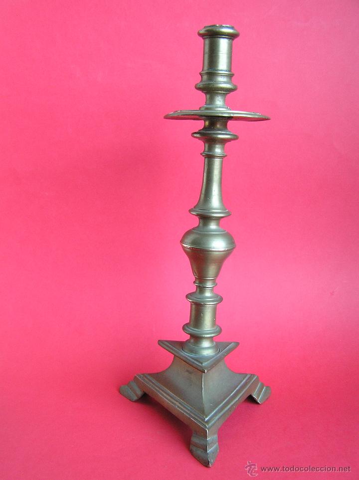 Antig&uuml;edades: CANDELABRO ALTAR O CAPILLA . TR&Iacute;PODE S. XIX . - Foto 3