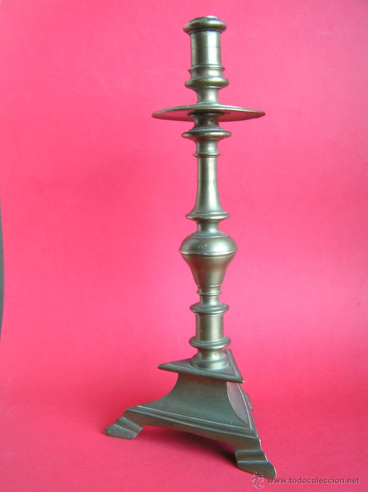 Antig&uuml;edades: CANDELABRO ALTAR O CAPILLA . TR&Iacute;PODE S. XIX . - Foto 5