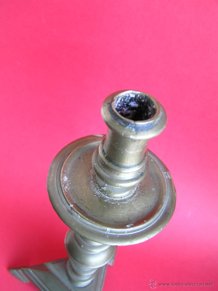 Antig&uuml;edades: CANDELABRO ALTAR O CAPILLA . TR&Iacute;PODE S. XIX . - Foto 9