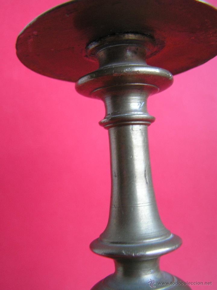 Antig&uuml;edades: CANDELABRO ALTAR O CAPILLA . TR&Iacute;PODE S. XIX . - Foto 12