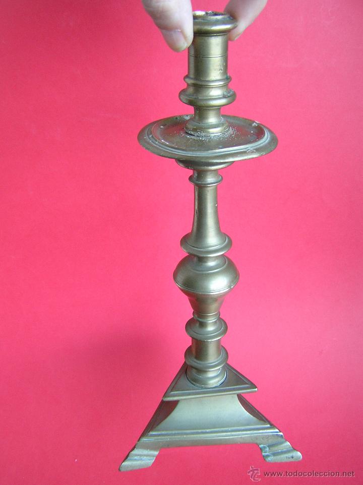 Antig&uuml;edades: CANDELABRO ALTAR O CAPILLA . TR&Iacute;PODE S. XIX . - Foto 13