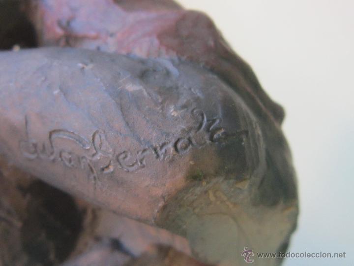 Antig&uuml;edades: FIGURA EN RESINA FIRMADA - Foto 5