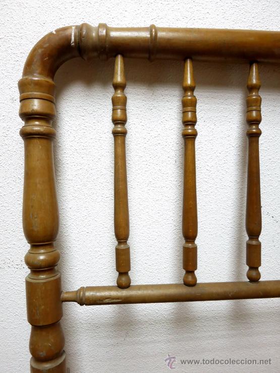 Antig&uuml;edades: CABECERO EN MADERA DE HALLA TORNEADA 132Cm - Foto 2