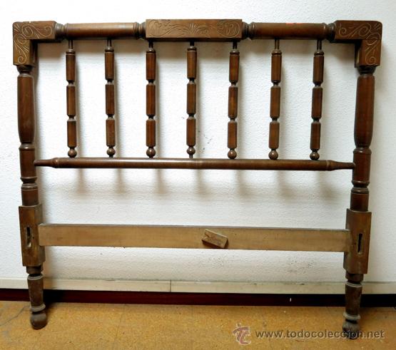 Antig&uuml;edades: CAMA COMPLETA DE HALLA TORNEADA CON DELICADA TALLA - Foto 5