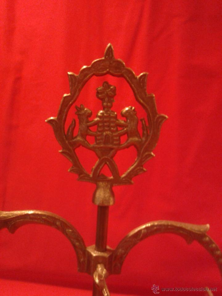 Antig&uuml;edades: L&aacute;mpara de aceite 4 velas de bronce - Foto 2