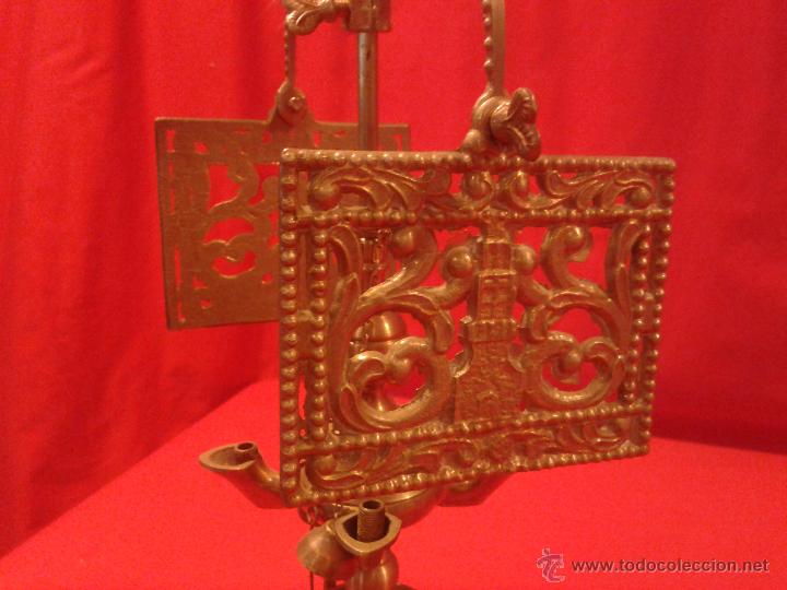 Antig&uuml;edades: L&aacute;mpara de aceite 4 velas de bronce - Foto 3