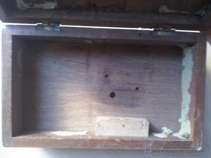 Antig&uuml;edades: caja de taracea de hueso y nacar - Foto 11