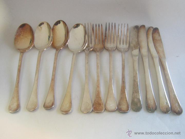 Antig&uuml;edades: 4 CUBIERTOS BA&Ntilde;ADOS EN PLATA DE LEY - Foto 1