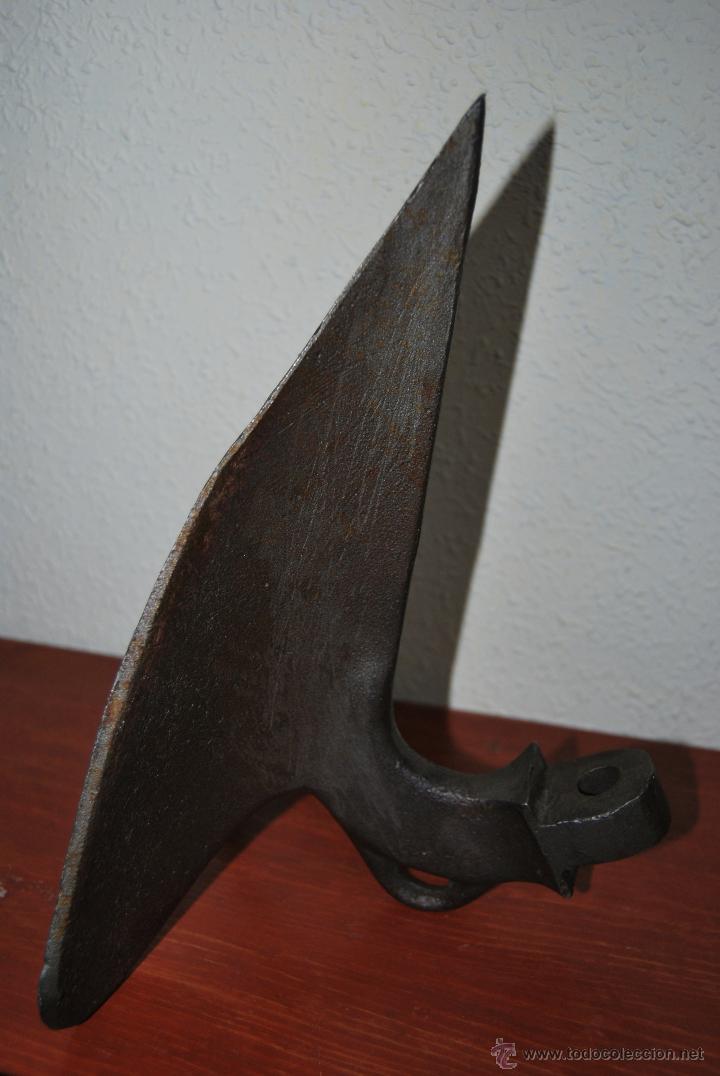 Antig&uuml;edades: ARADO DE HIERRO - REJA - VERTEDERA - LABRANZA - Foto 5