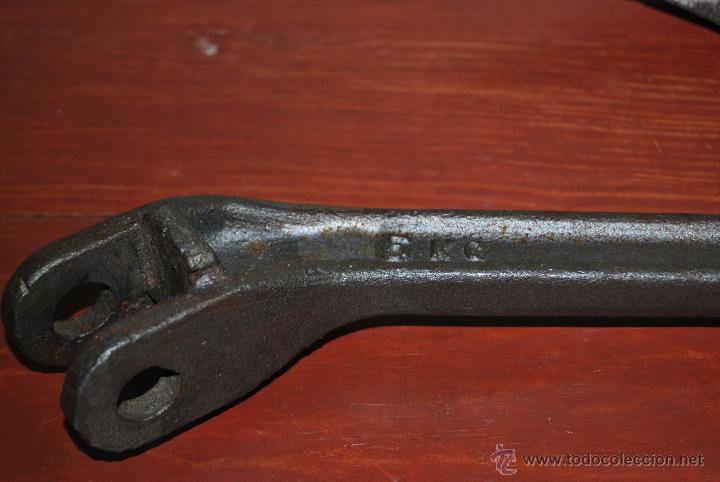 Antig&uuml;edades: ARADO DE HIERRO - REJA - VERTEDERA - LABRANZA - Foto 7