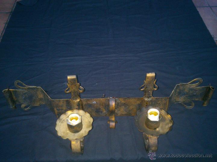 Antig&uuml;edades: RUSTICO APLIQUE DE FORJA DOS LUCES. DE PARED - Foto 5
