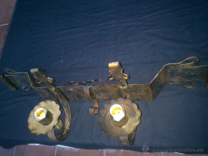 Antig&uuml;edades: RUSTICO APLIQUE DE FORJA DOS LUCES. DE PARED - Foto 6
