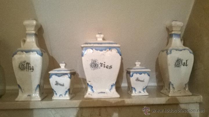 Antig&uuml;edades: JUEGO DE CINCO TARROS BA&Ntilde;O DE PORCELANA MUY ANTIGUOS