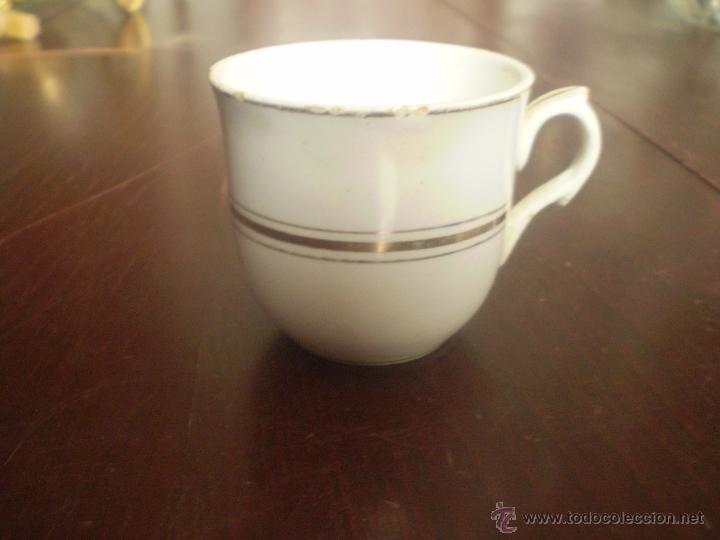 Antig&uuml;edades: TAZA DE PORCELANA - Foto 1