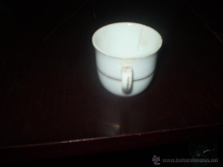Antig&uuml;edades: TAZA DE PORCELANA - Foto 2