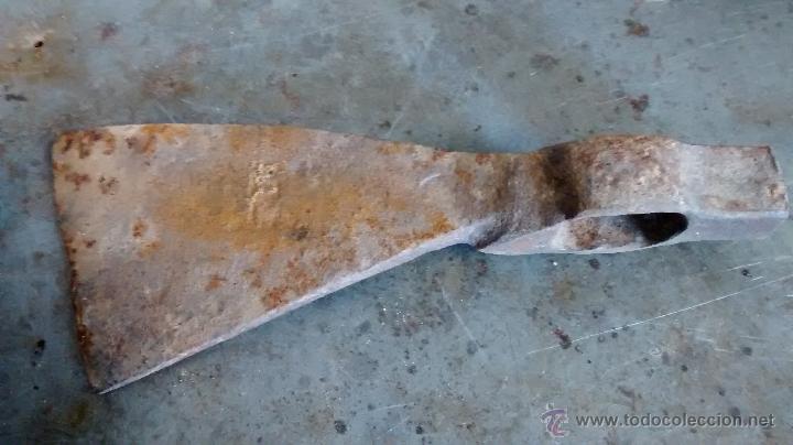 Antig&uuml;edades: Hacha antigua, 18 cm - Foto 2