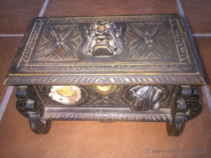 Antig&uuml;edades: COFRE TALLADO A MANO EN MADERA PARA RESTAURAR - Foto 1