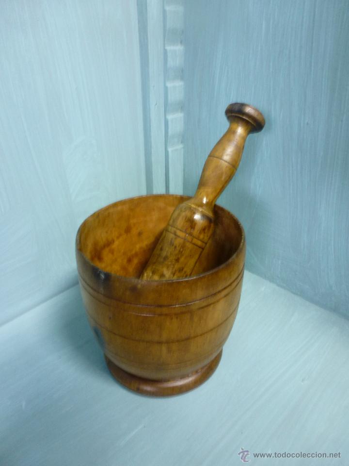 Antig&uuml;edades: Antiguo almirez, mortero de madera. - Foto 1