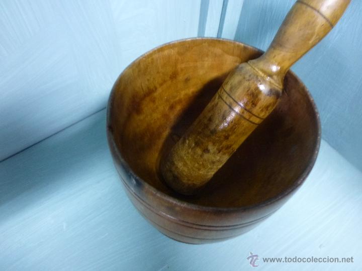 Antig&uuml;edades: Antiguo almirez, mortero de madera. - Foto 3