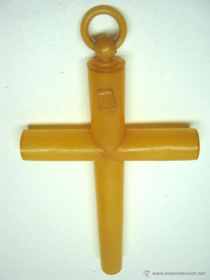 Antig&uuml;edades: Gran Cruz antigua celuloide 15 cm - Foto 1