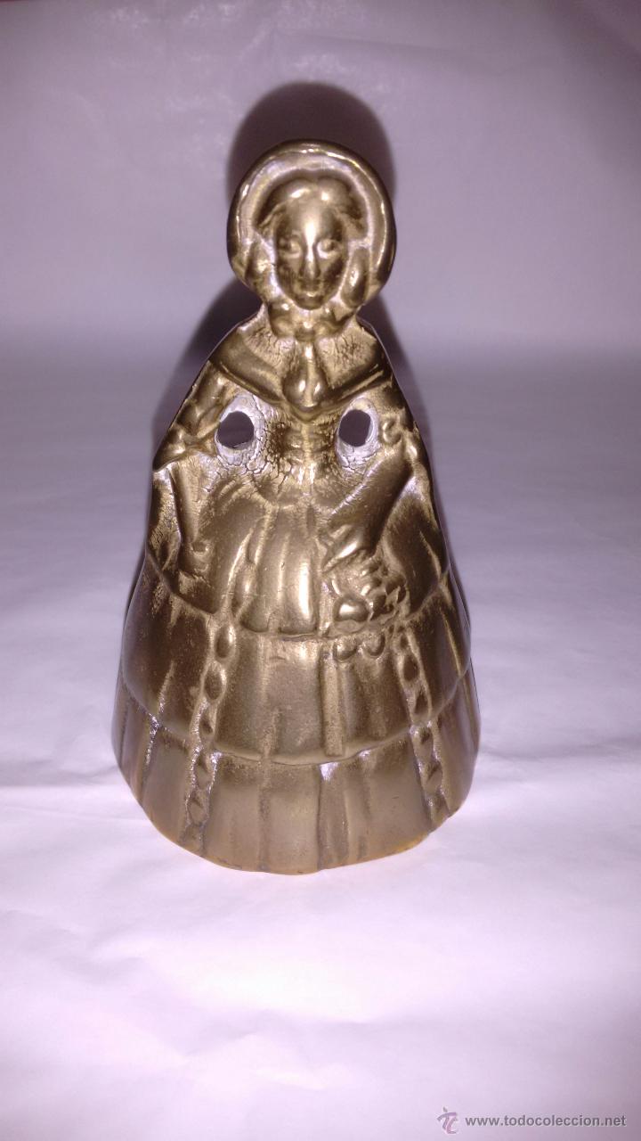 Antig&uuml;edades: Campana de bronce dama antigua - Foto 1