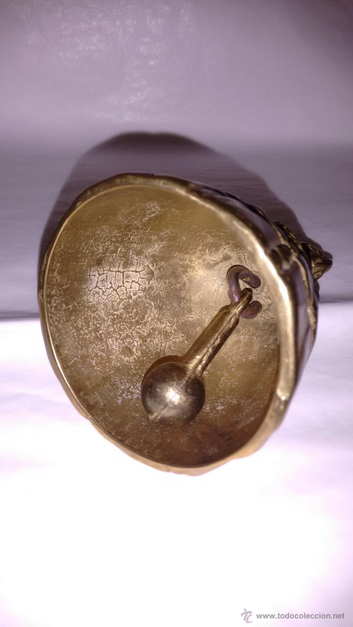 Antig&uuml;edades: Campana de bronce dama antigua - Foto 2