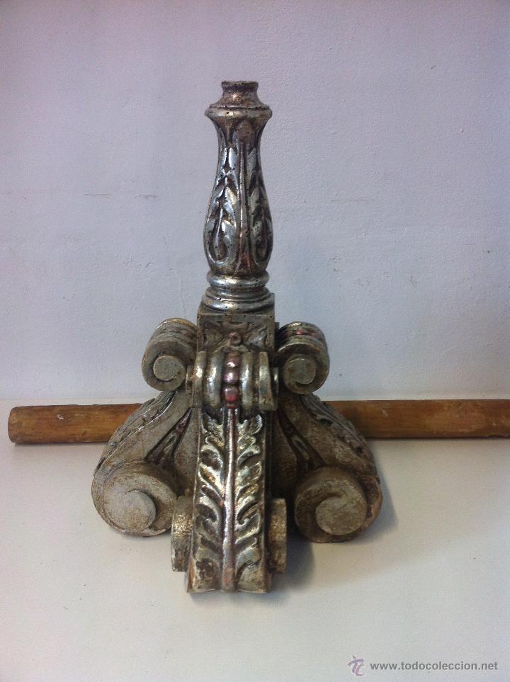Antig&uuml;edades: antiguo candelabro plateado - Foto 1