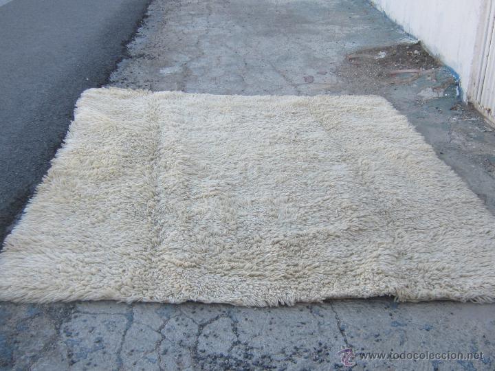 Antig&uuml;edades: ORIGINAL ALFOMBRA DE POMPONES DE LANA - Foto 7