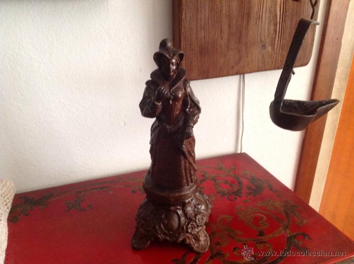 Antig&uuml;edades: FIGURA DAMA DE &Eacute;POCA EN CALAMINA - Foto 1
