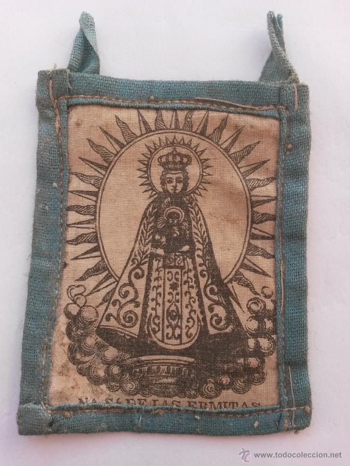 Antig&uuml;edades: Escapulario  antiguo de nuestra se&ntilde;ora de las ermitas de 7,8 x 6,3 cms - Foto 1