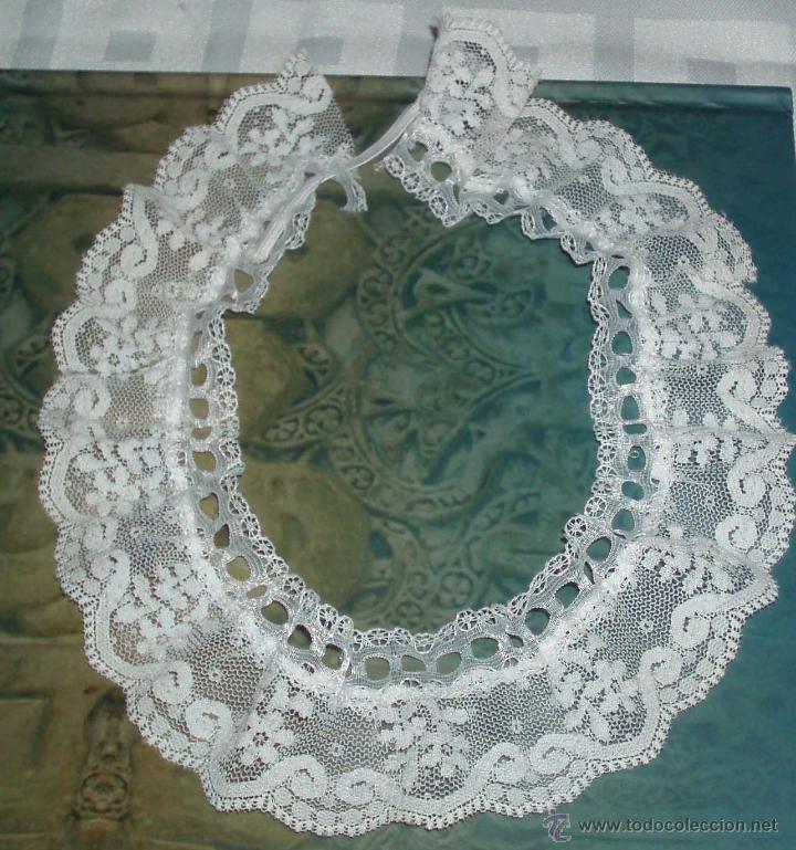 Antig&uuml;edades: bonito cuello de encaje en color blanco - Foto 1