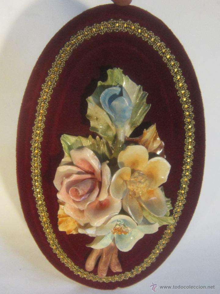 Antiques: ROSAS EN RESINA