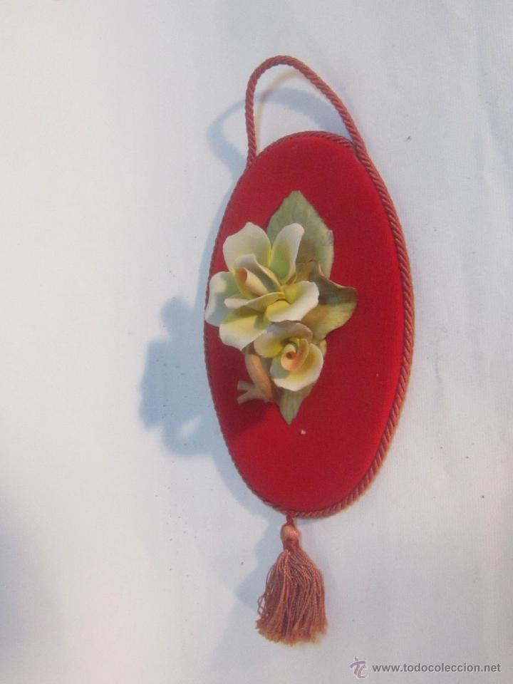 Antiques: ROSAS EN RESINA