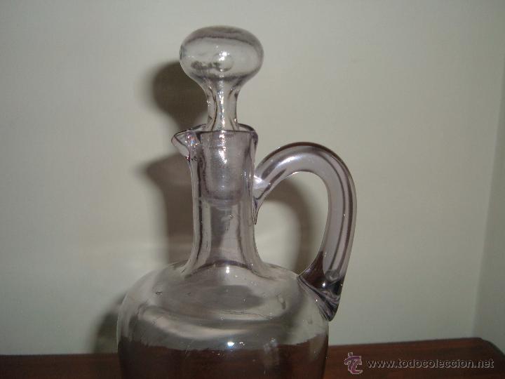 Antig&uuml;edades: Botella o licorera azulada - Foto 2