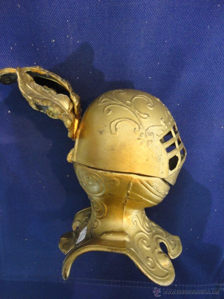 Antig&uuml;edades: * MAGNIFICO TINTERO CON FORMA DE GUERRERO MEDIEVAL - Foto 1