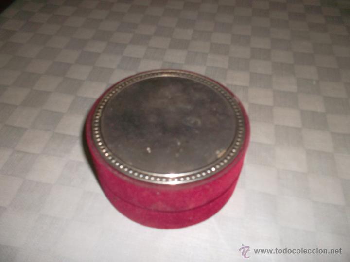 Antig&uuml;edades: caja de plata y terciopelo antigua - Foto 1