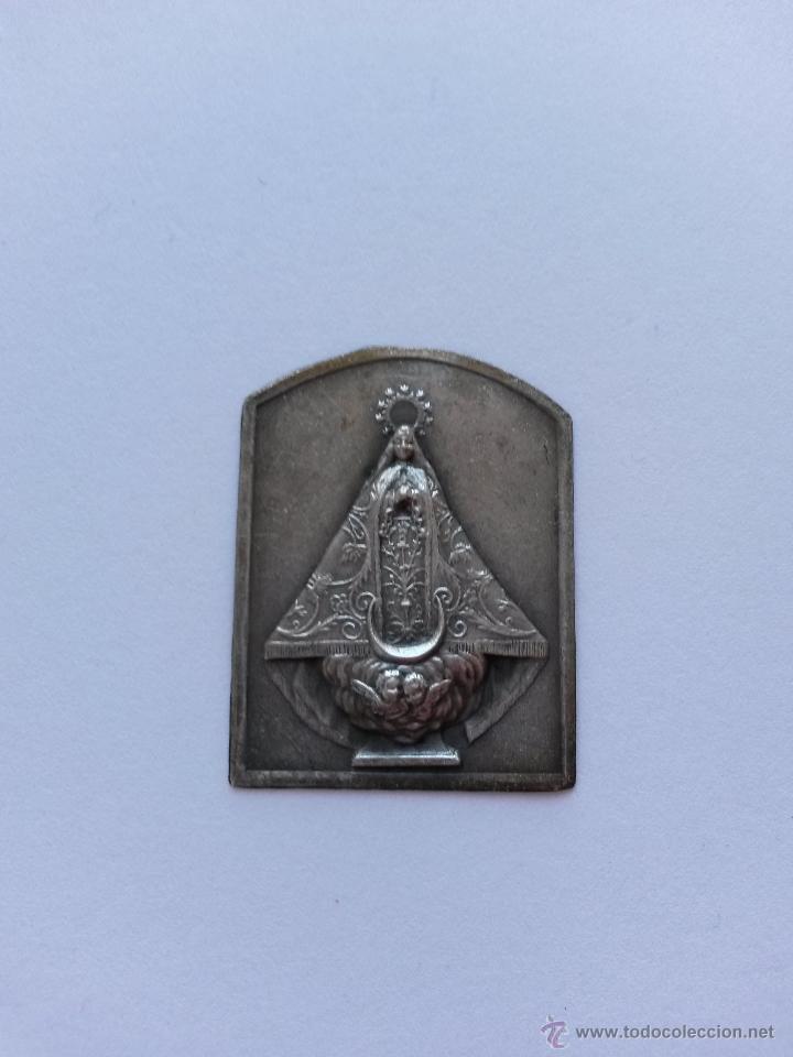 Antig&uuml;edades: Virgen antigua, chapa de 3 x 2,3 cms - Foto 1