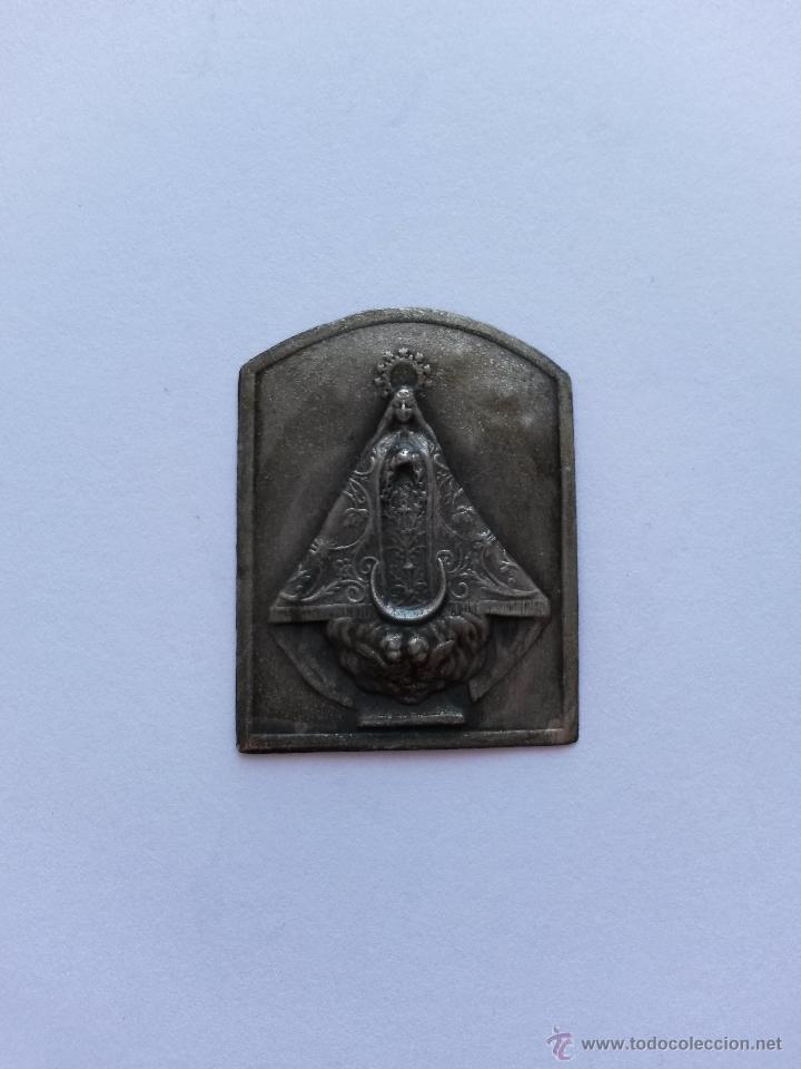 Antig&uuml;edades: Virgen antigua, chapa de 3 x 2,3 cms - Foto 1