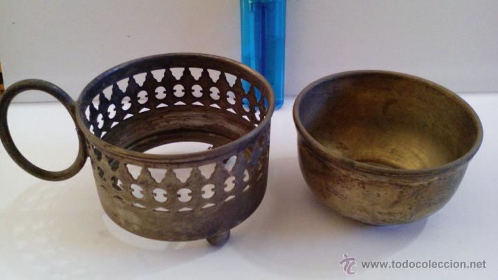Antig&uuml;edades: TAZA EN METAL PLATEADO CON SELLO