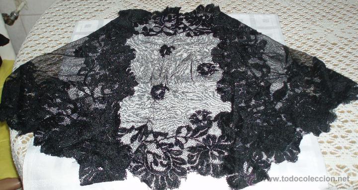 Antig&uuml;edades: antigua mantilla o velo - Foto 1