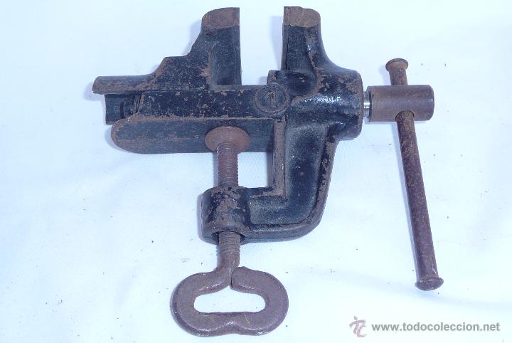 Antig&uuml;edades: antiguo tornillo de mesa - Foto 1