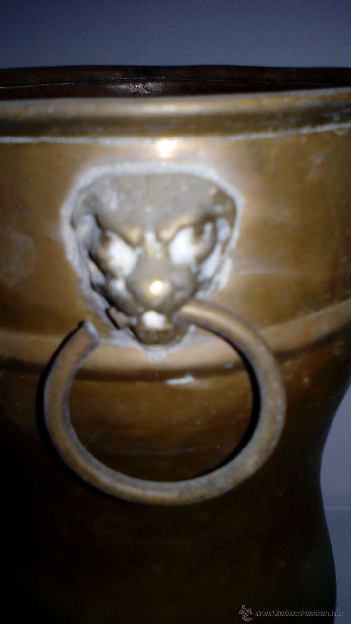 Antig&uuml;edades: JARRON DE LATON CON ARGOLLAS - Foto 2